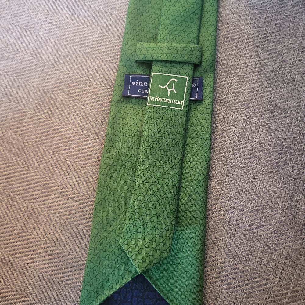 Vineyard Vines Green Tie